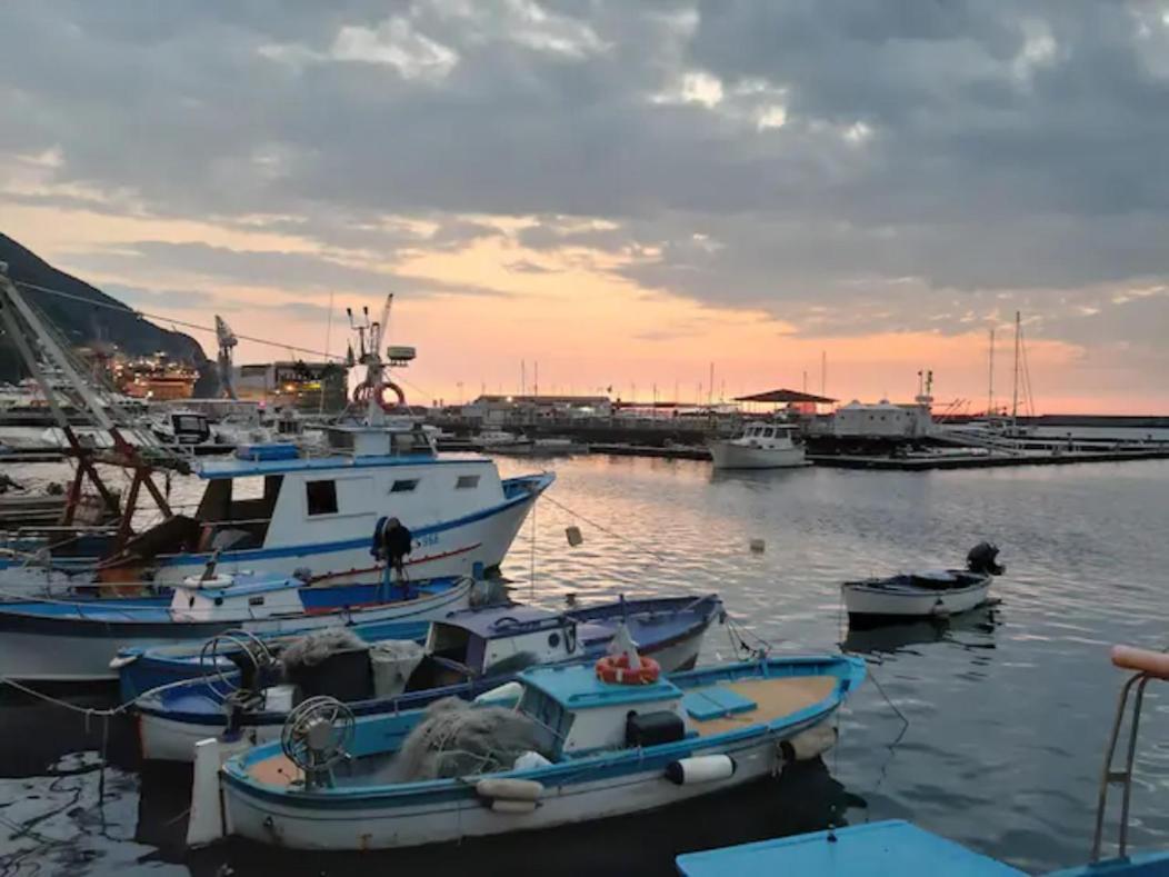 卡斯特拉玛雷帝斯达比亚Casa Andrea Tra Napoli E Sorrento公寓 外观 照片